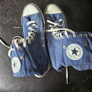 Converse womens shoes size 7